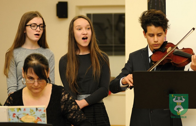 Rodáci rodákom alebo Dlaňové priznanie-56