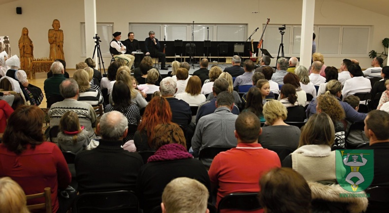 Rodáci rodákom alebo Dlaňové priznanie-13