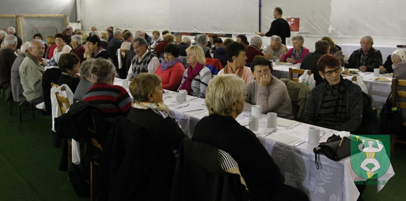 Úcta k straším 2017-11