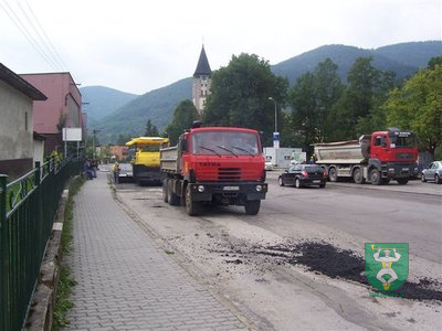 Asfaltovanie Hlavnej cesty 1