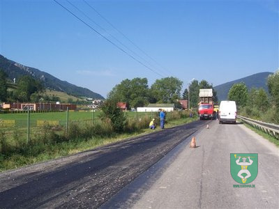 Asfaltovanie Hlavnej cesty 4