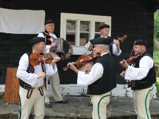 Sprístupnenie Jánošíkovho domu-9