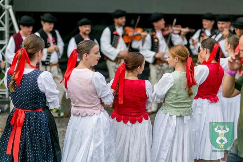 Nedeľa na Jánošíkových dňoch 2018-211