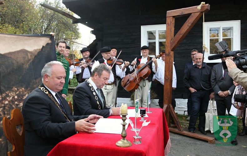Podpísanie Dohody medzi obcou Terchová a mestom Liptovský Mikuláš-88