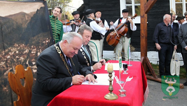 Podpísanie Dohody medzi obcou Terchová a mestom Liptovský Mikuláš-85