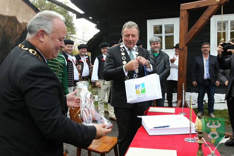 Podpísanie Dohody medzi obcou Terchová a mestom Liptovský Mikuláš-97