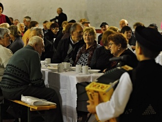 Úcta k starším 2018-60