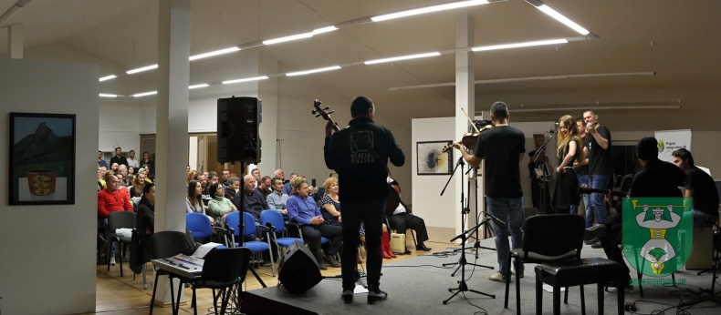 Vianočný album KYRIE-12