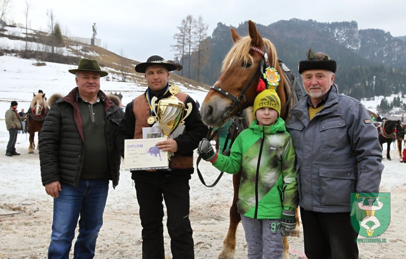 Preteky gazdovských koní 2019-314