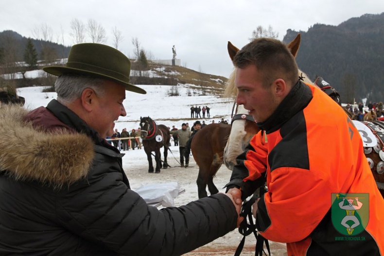 Preteky gazdovských koní 2019-279