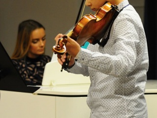 Triedny koncert žiakov Akadémia muzika-31