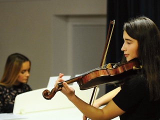 Triedny koncert žiakov Akadémia muzika-44