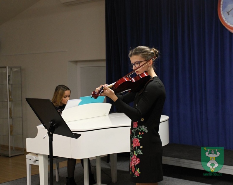 Triedny koncert žiakov Akadémia muzika-14