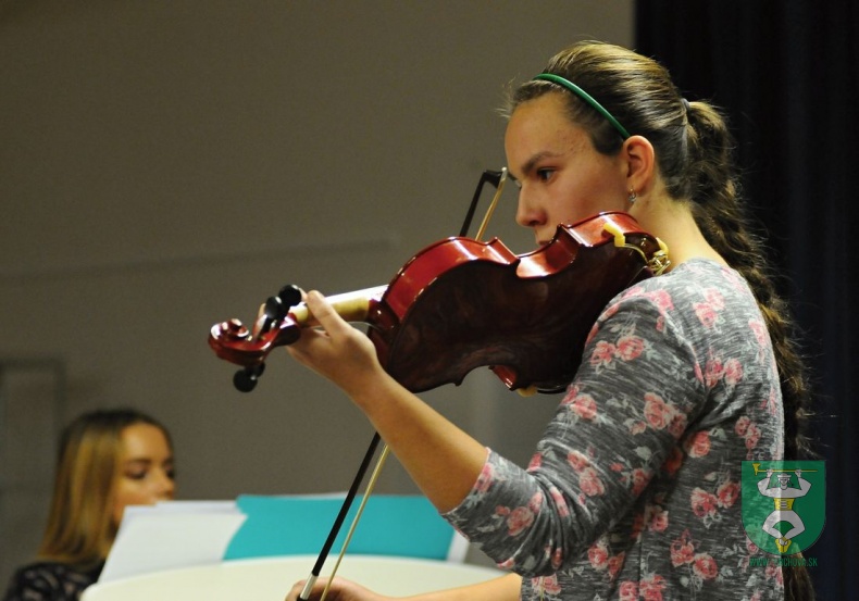 Triedny koncert žiakov Akadémia muzika-38