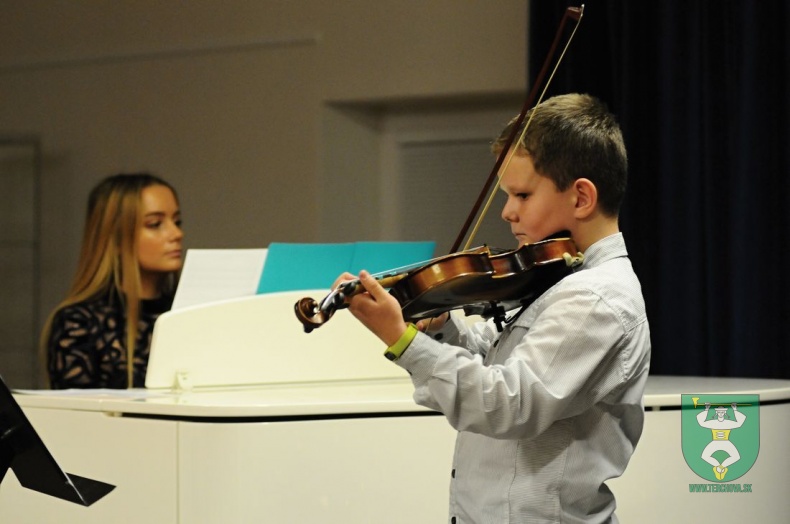 Triedny koncert žiakov Akadémia muzika-29