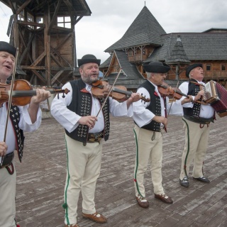 Iná podoba Ťažkej muziky z Terchovej 5