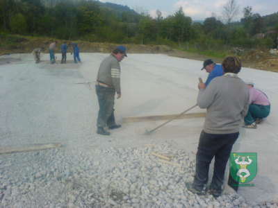 Výstavba mini ihriska na Holúbkovej Rovni 7