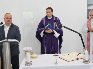 Posvatenie-domu-smutku-034