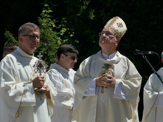 CMD 2025 sobota procesia mucha-65