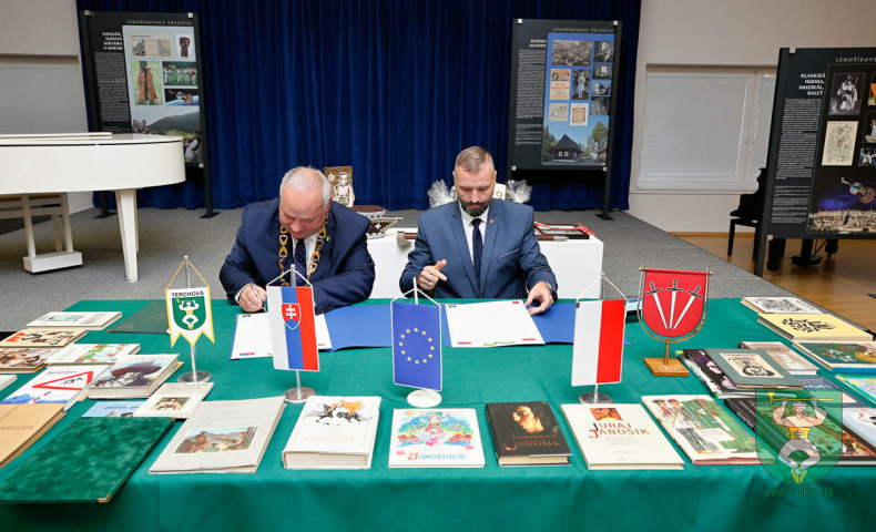 Slavnostne podpisanie zmluvy o vzajomnej spolupraci 2025 Terchova Zator-18