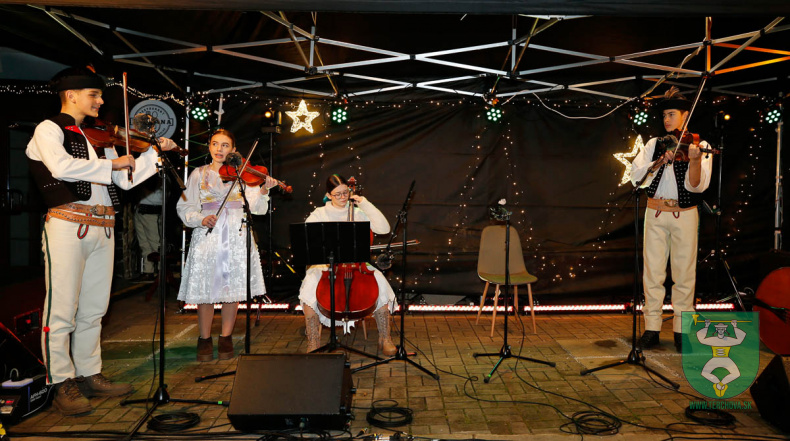 Vianocne trhy terchova 2025-16