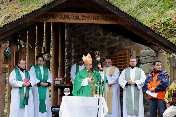 pietna-spomienka-obete-nestasti-2013